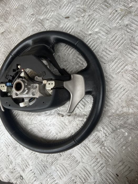 Руль Тойота королла 08год toyota corolla e140 e150