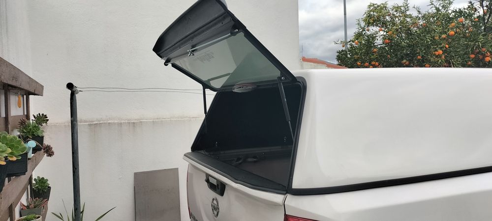 Hard top Nissan Navara np300