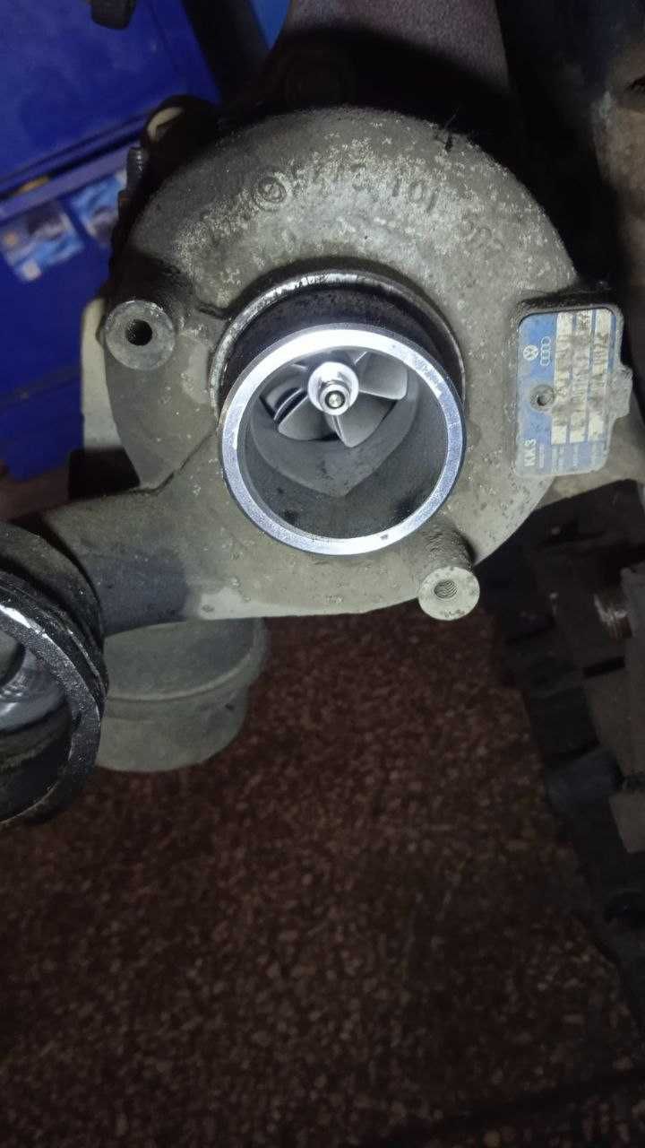 Двигун volkswagen 1.9 TDI під ремонт