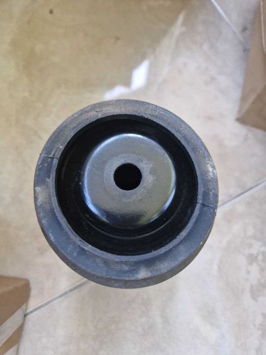 Пыльник амортизатора передний 22784559 на Cadillac та інші авто GM