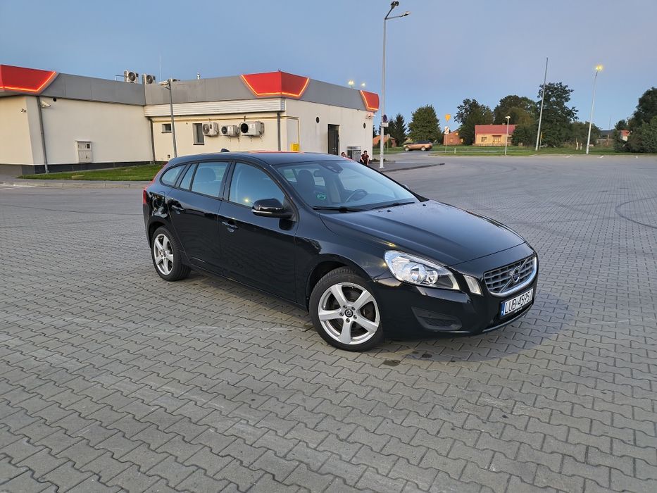 Volvo V60 1.6 benzyna T3 150km