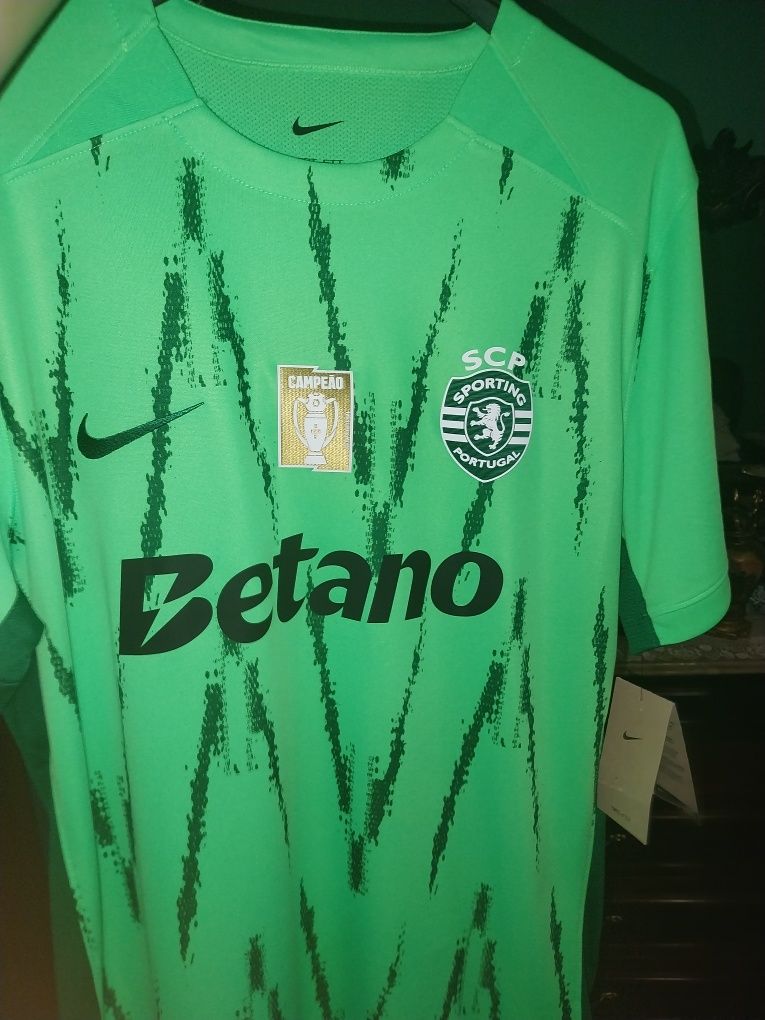 camisola Gyökeres usada uma vez oficial