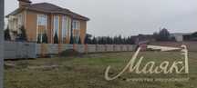 Эксклюзивный и последний участок центре элитного поселка, 15 соток.