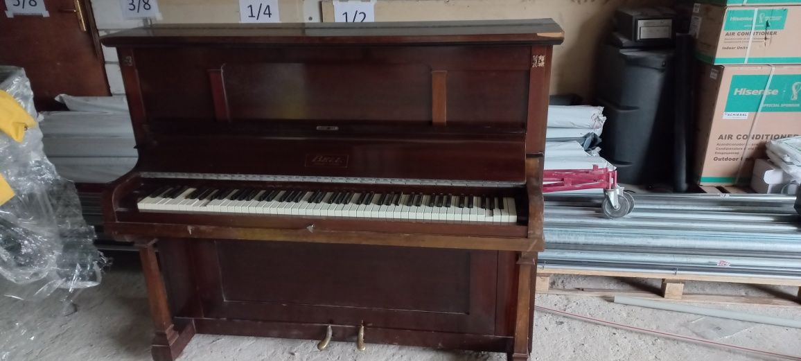 Pianino ponad 100 lat