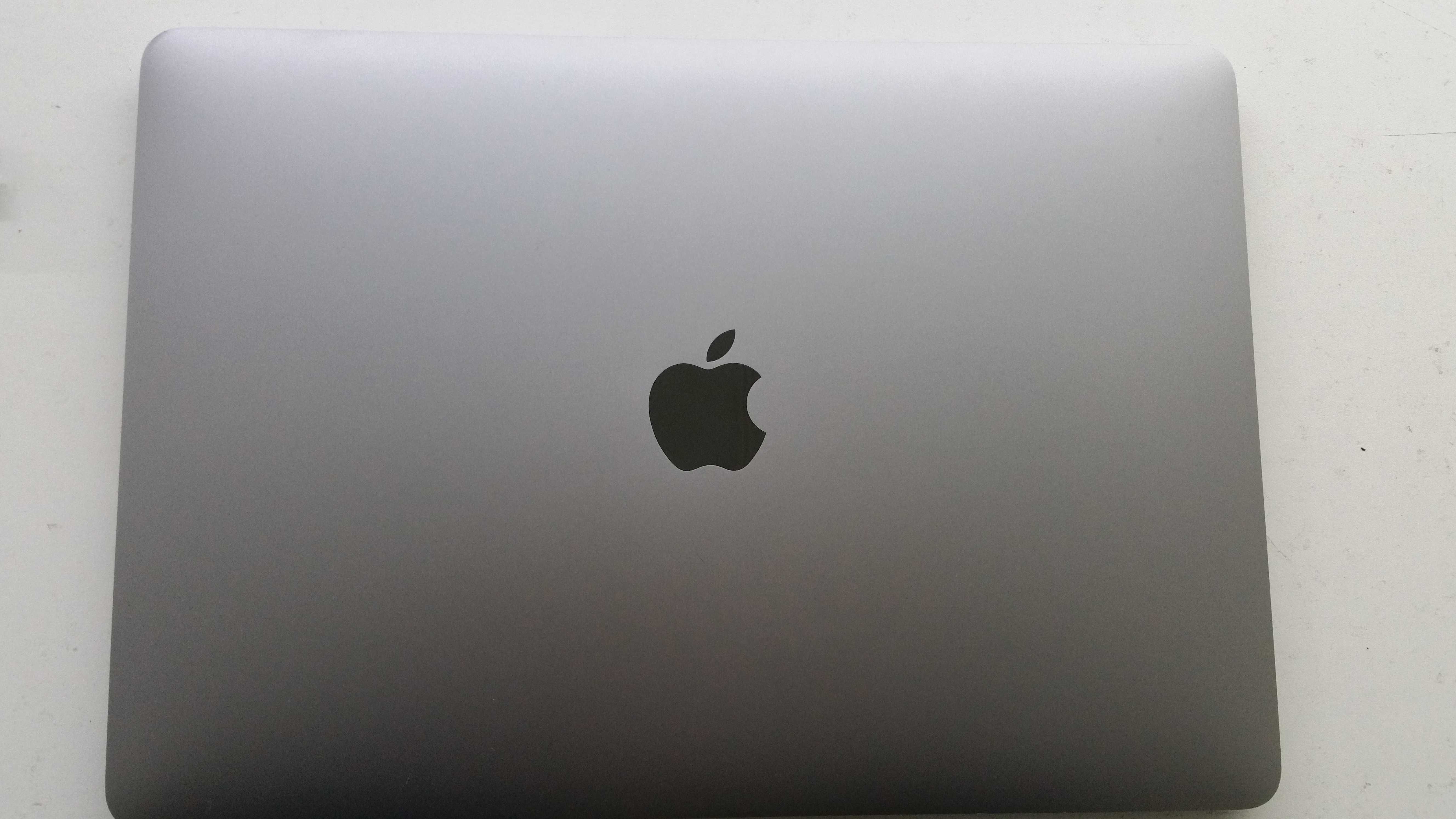 Macbook pro A2338 como novo todas as peças