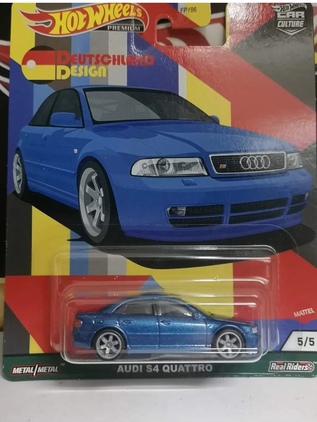 Audi hot wheels com portes incluídos