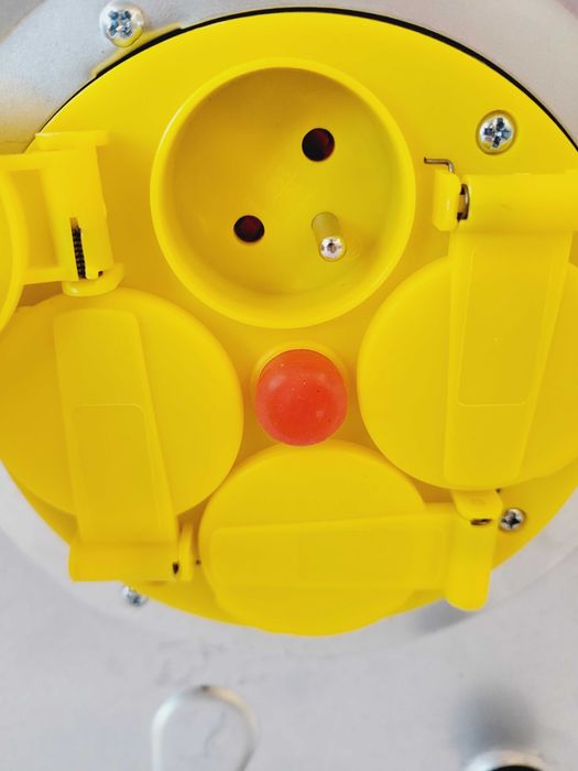 Przedłużacz bębnowy metal 25 m 4 szt. gniazd