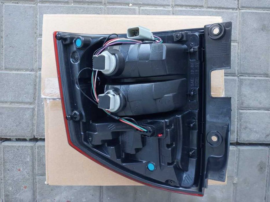 Задні фонарі Jeep Cherokee, Compass, Renegade, Patriot, лівий, правий