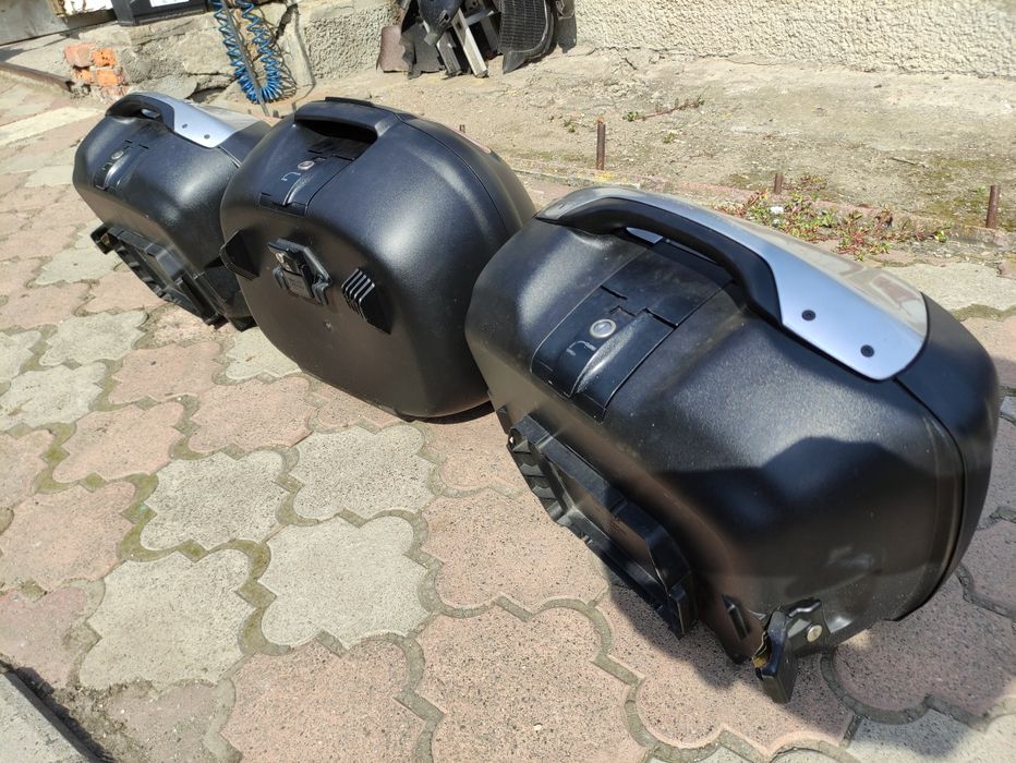 Мотокофри з кріпленням.