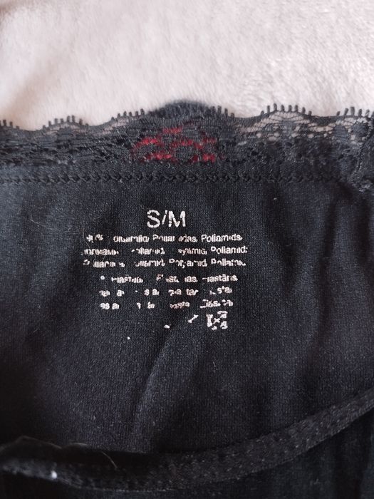 Podkoszulek z koronką Black S