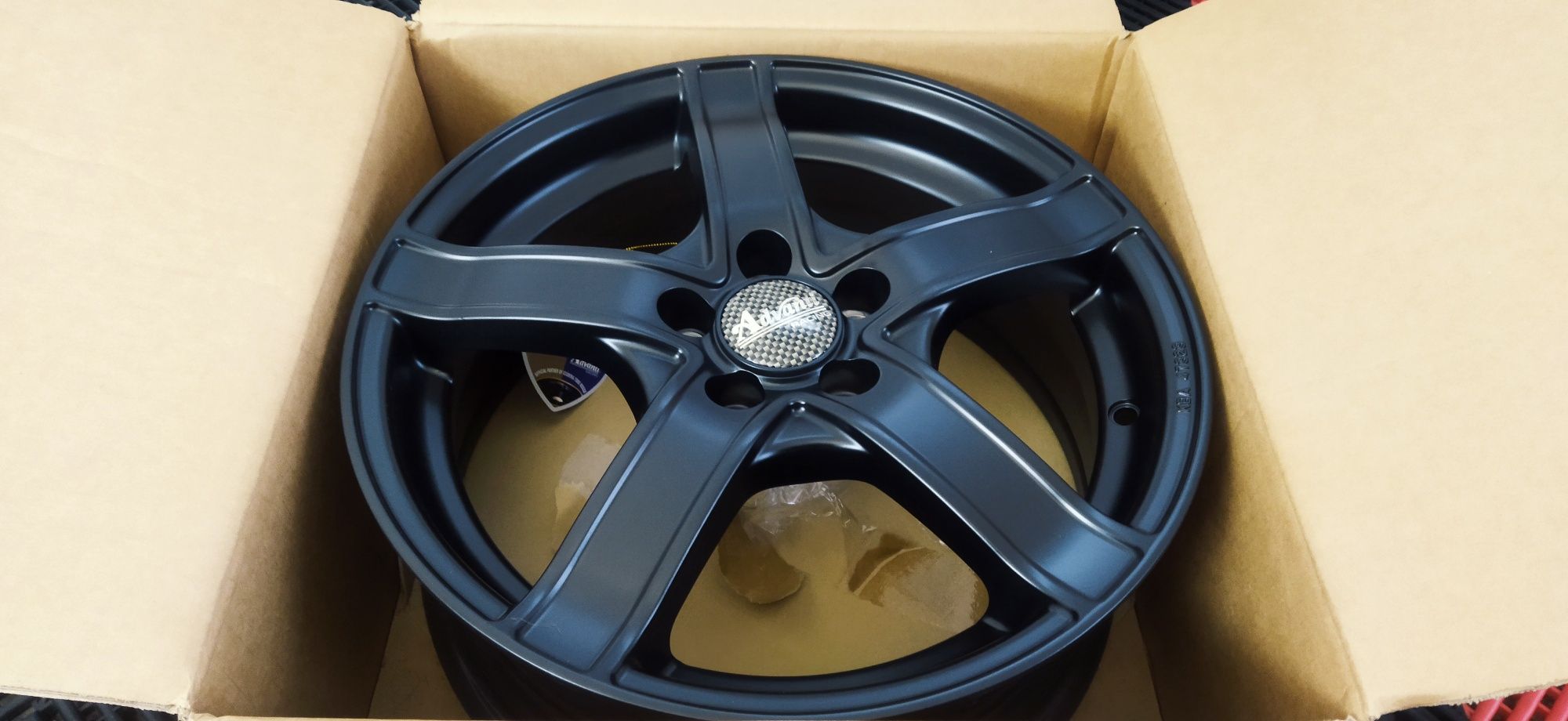 Nowe Alufelgi Czarne 16" 5x100  Fabia Kamiq Scala Rapid Roomster VW