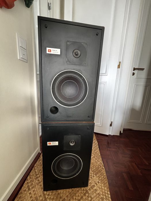 JBL L 19 colunas Hi-fi