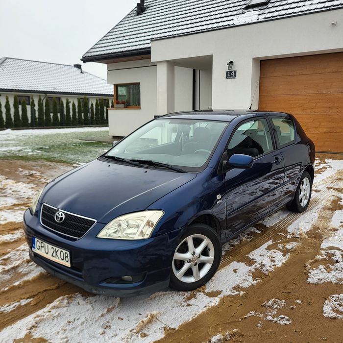 Toyota Corolla benzyna