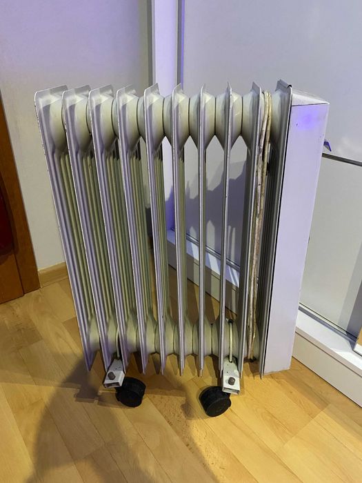 Ogrzewacz radiatorowy wnętrz OR1-800 grzejnik olejowy