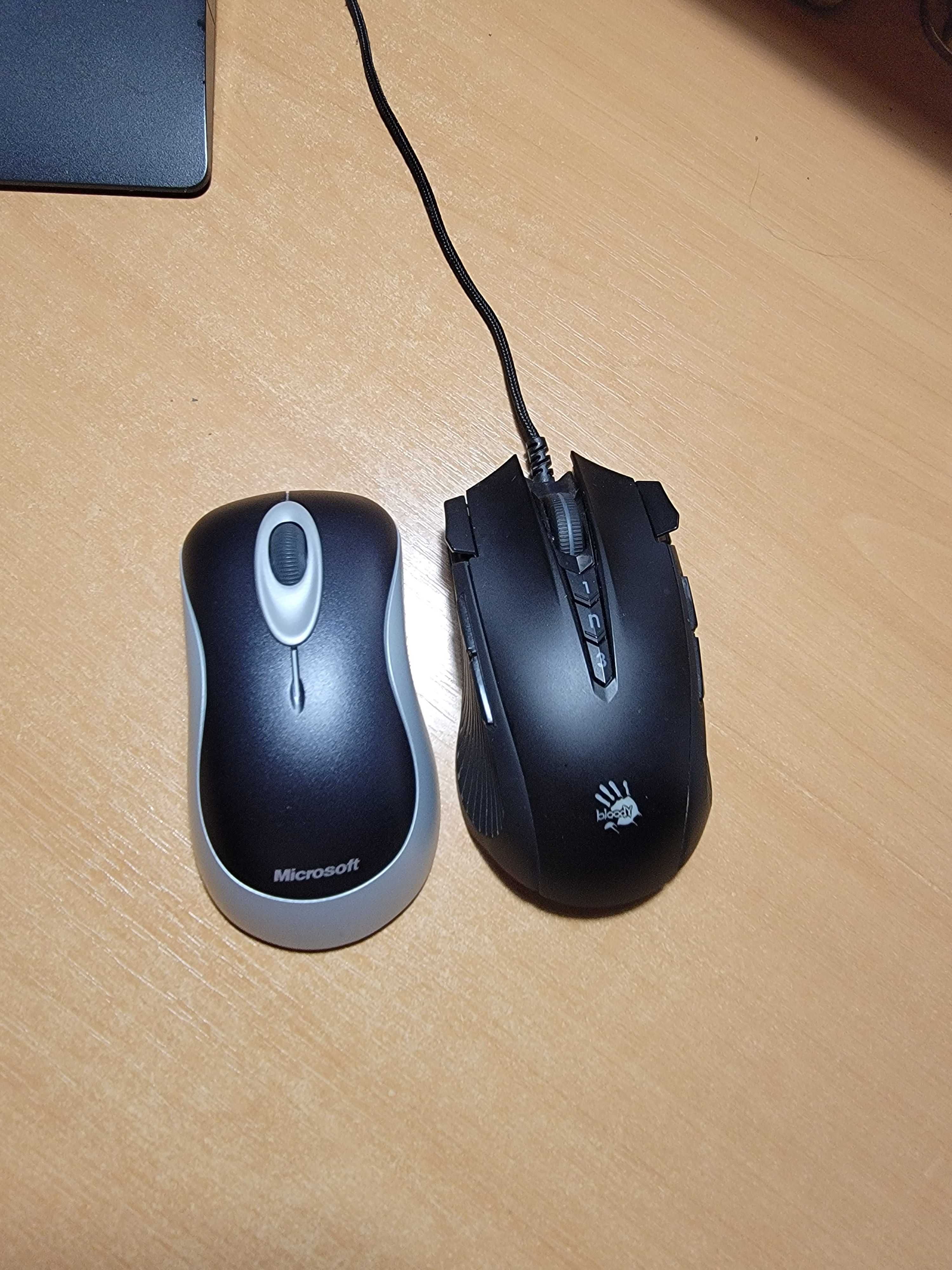 Мишка Microsoft Wireless Optical Mouse 2000