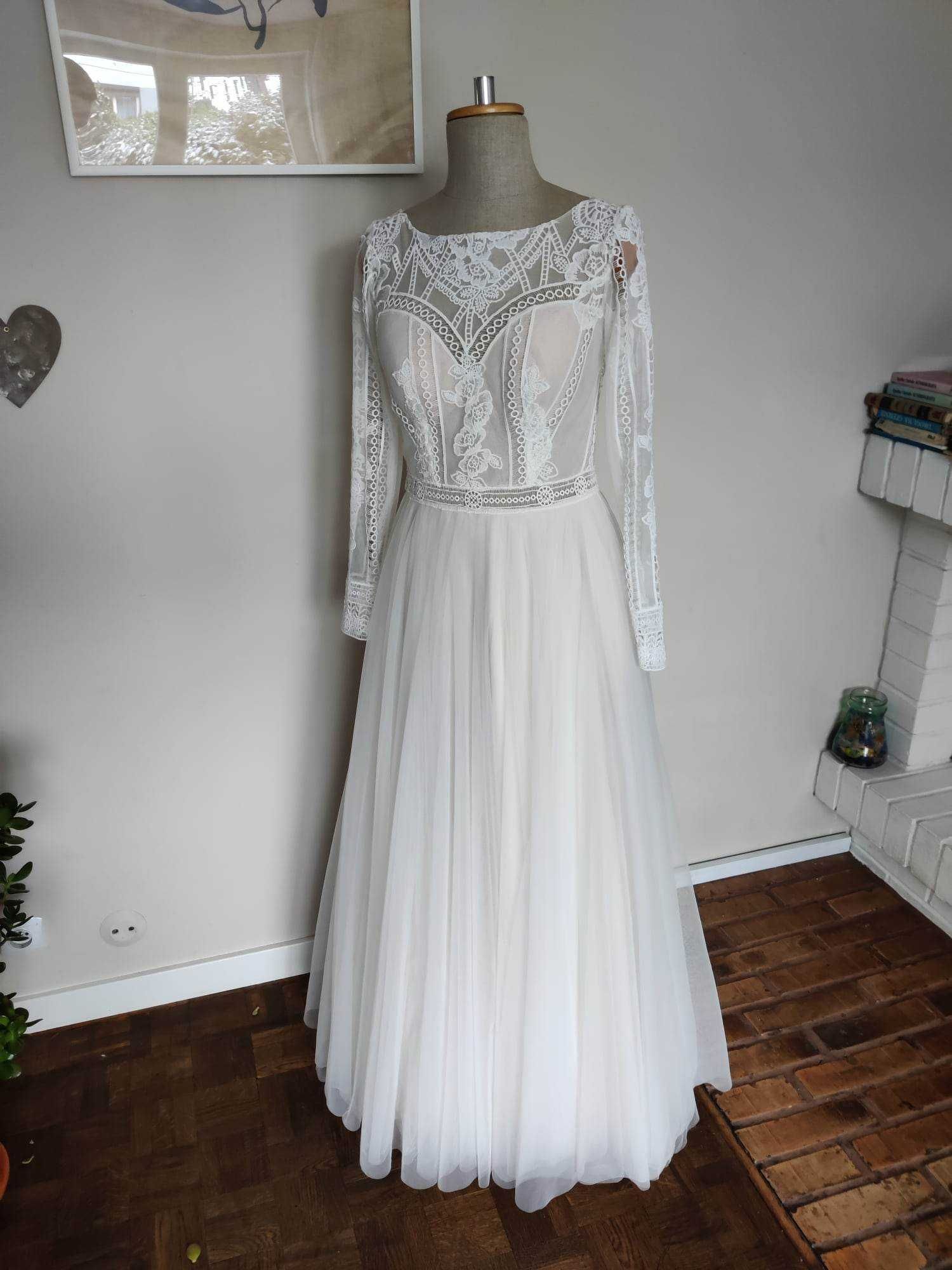 Suknia ślubna - Elizabeth Passion model 4547 rozmiar S
