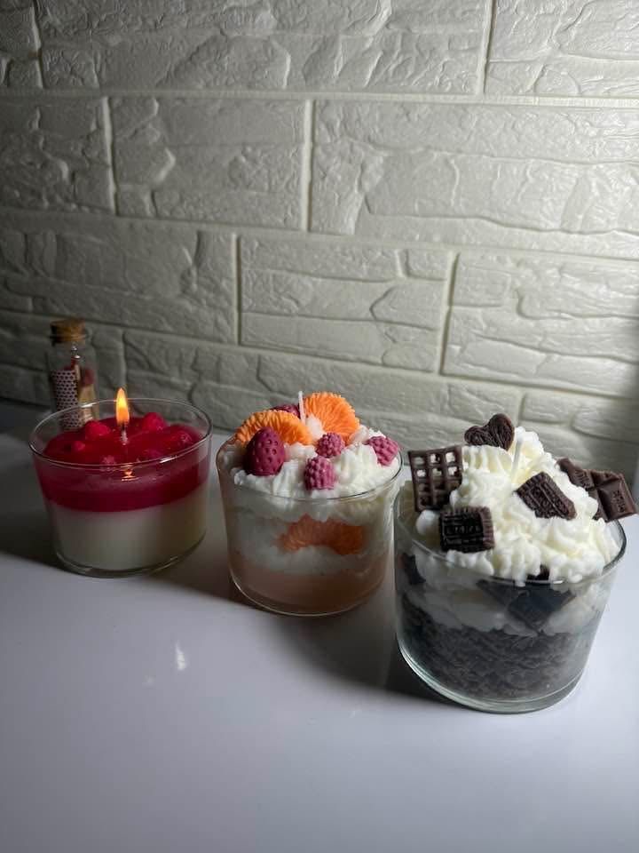 Velas a imitar sobremesa , feitas com cera de soja natural