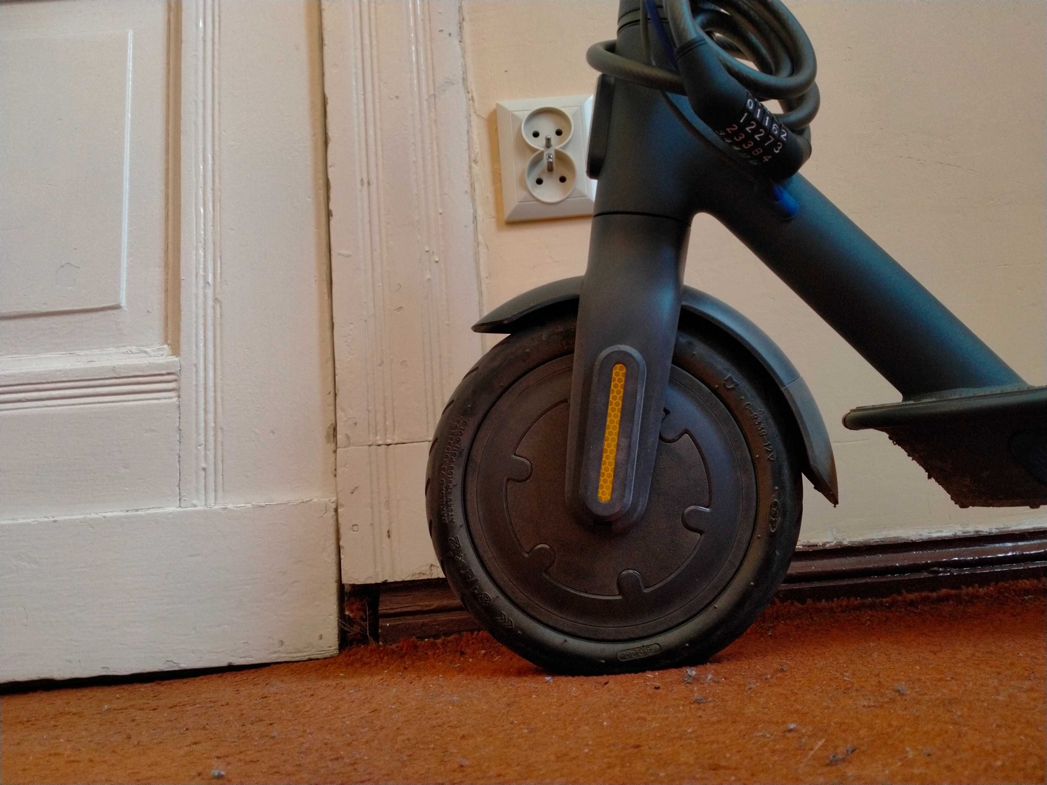 Mi Electric Scooter 3