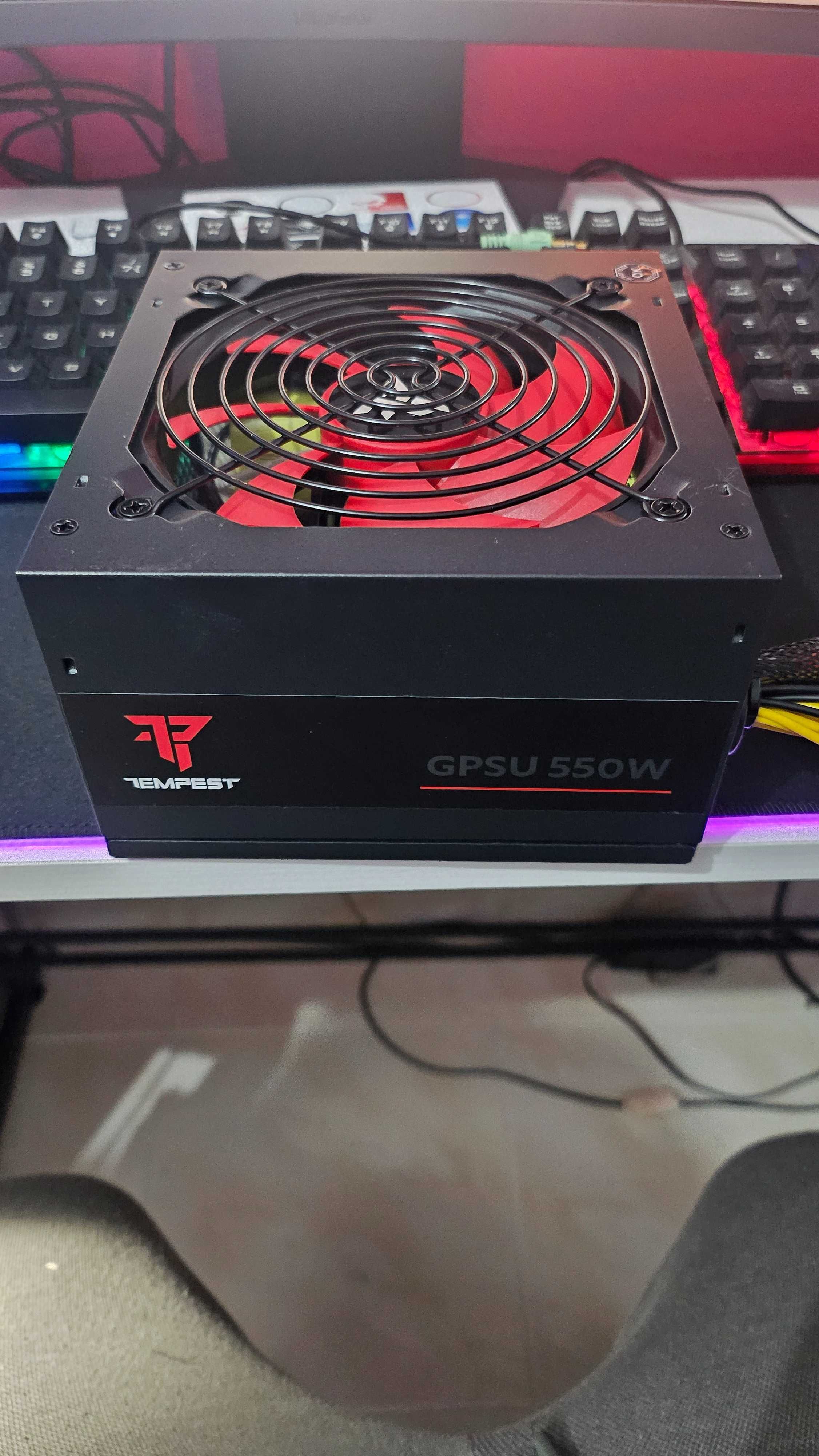 Fonte de Alimentação Gaming TEMPEST 550W