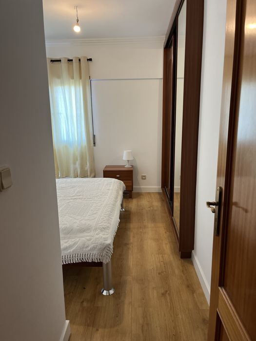 Quarto pra Arrendar- Disponivel