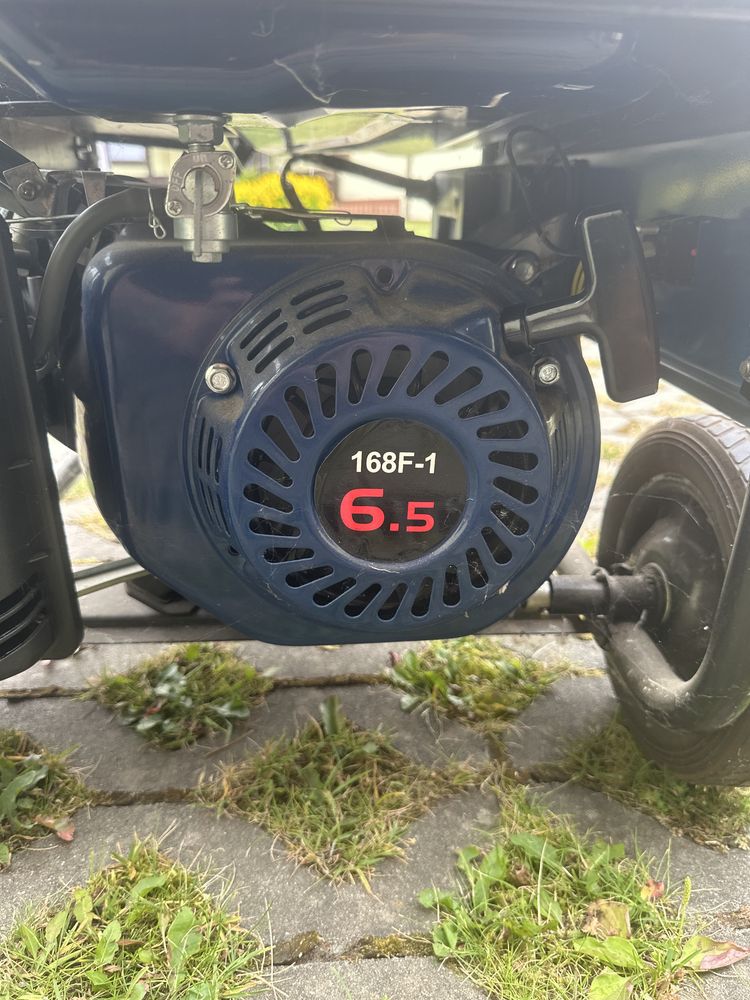 Generator pradu 2,5 kW Westands AVR