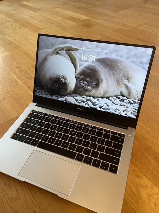 Laptop Huawei MateBook D14