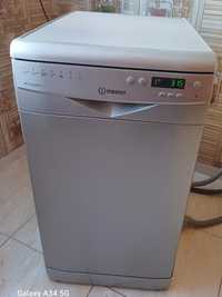 Посудомоечная машина INDESIT DSR 57H96 Z S