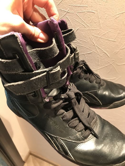 Кроссовки  кожа хайтопы ботинки полусапожки 25,5 см стелька reebok
