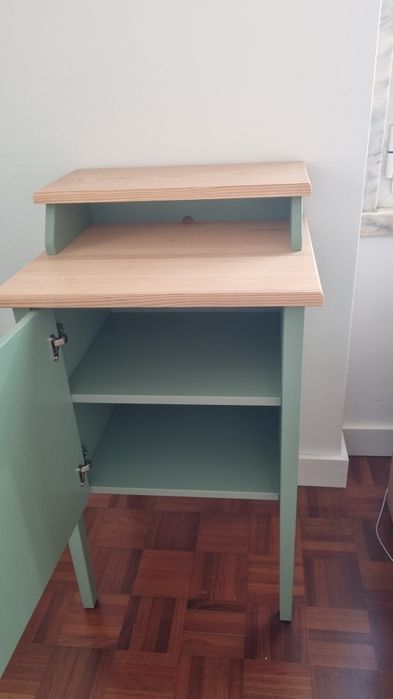 Ikea OLDERDALEN - mesa de cabeceira verde,