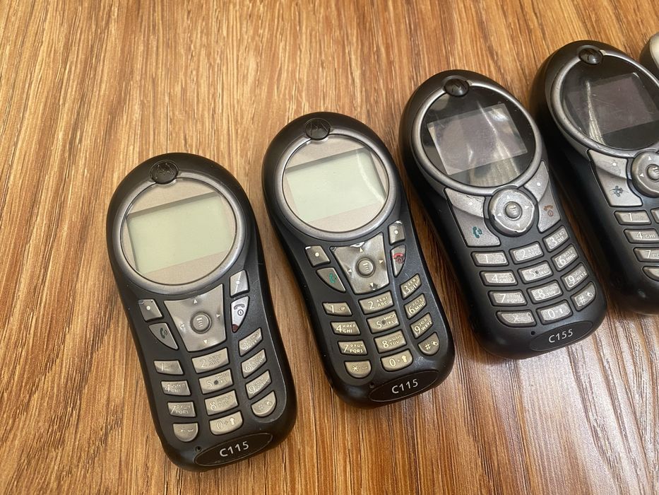 Телефон для коллекции Motorola c115, c118, c123 и c139