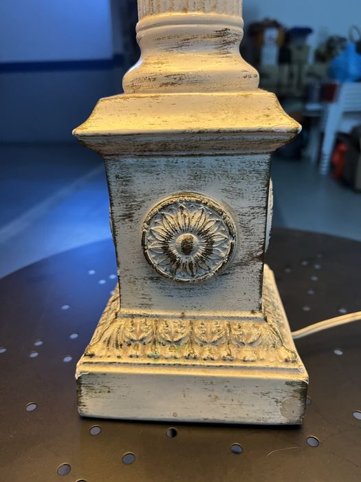 Candeeiro  de Sala estilo Colonial