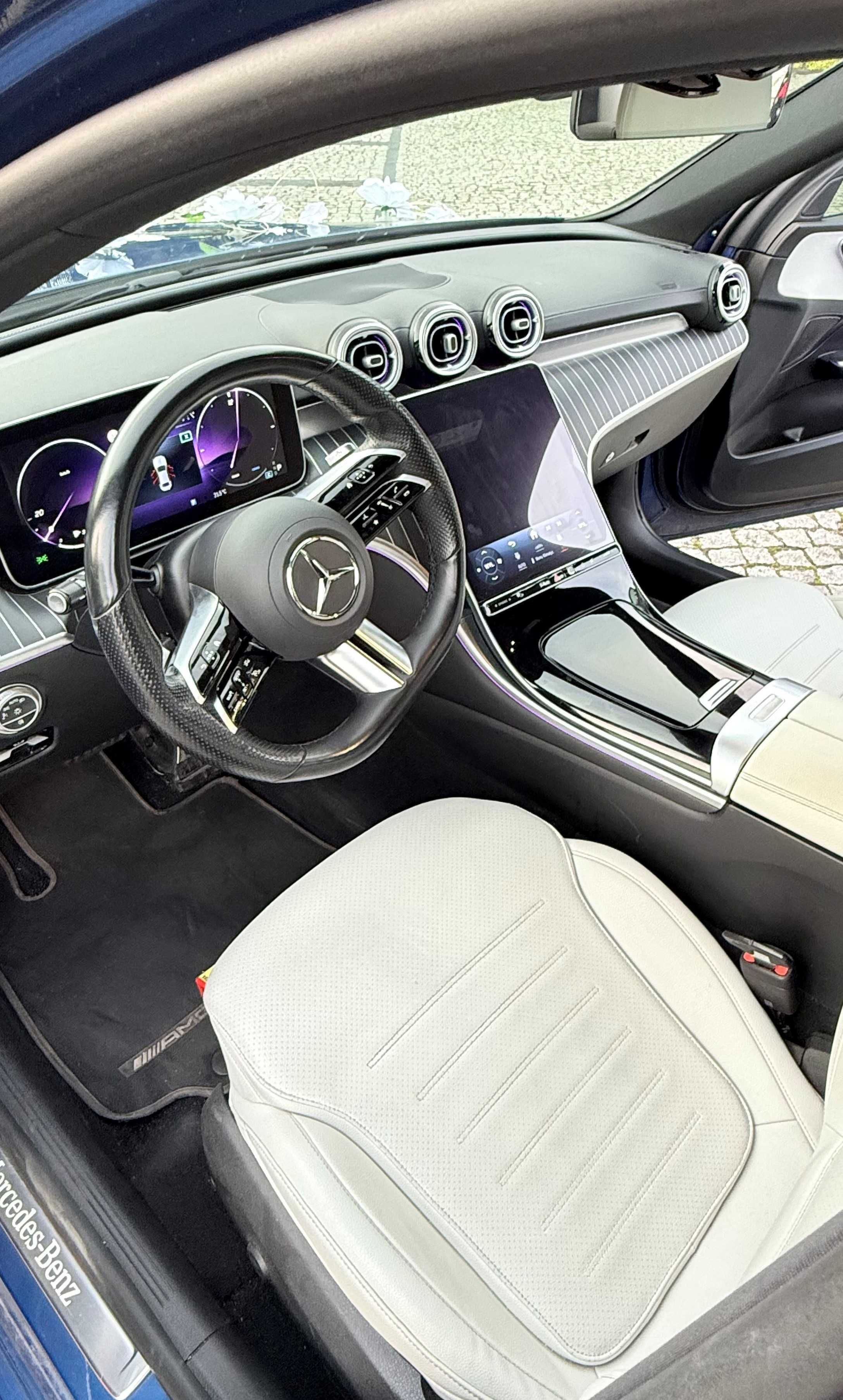 Auto do ślubu oraz różne okazje - Mercedes C klasa AMG kolor niebieski