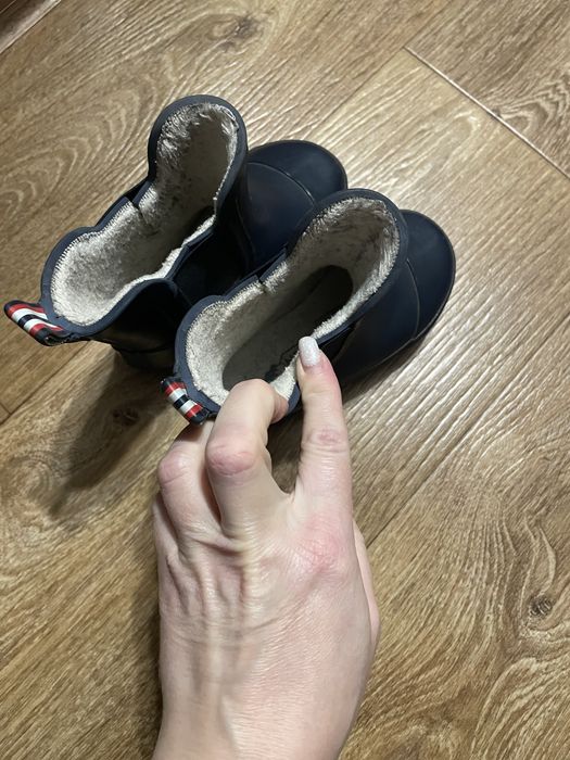 Продам резиновые сапоги