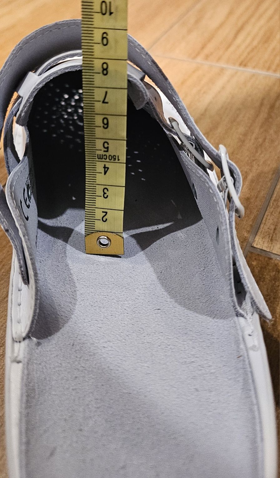 Buty medyczne z atestem, białe, nowe, rozmiar 44