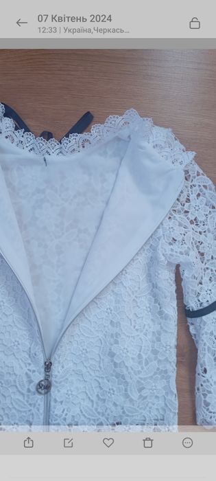 Блузка на дівчинку 9-11 років