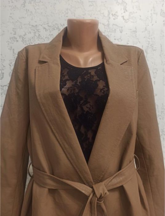 Жіночий шкіряний піджак, жакет, тренч.