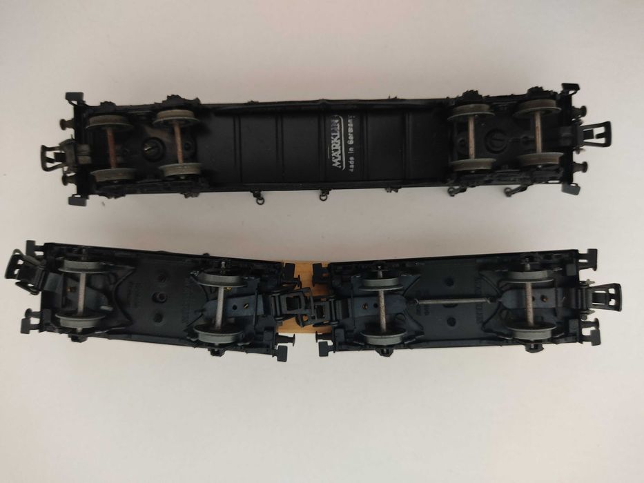 2 Carruagens Marklin H0