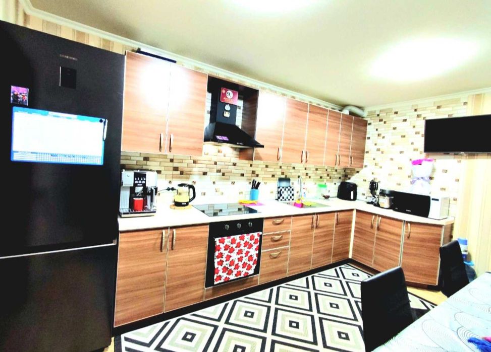 2-кім. кв.  ДЛЯ ЖИТТЯ або БІЗНЕСУ!/к