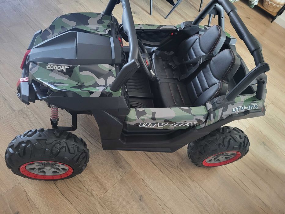 Samochodzik na akumulator 2 osobowy