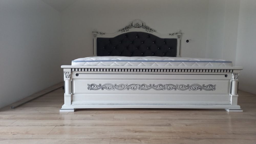 Спальня з масиву ясена