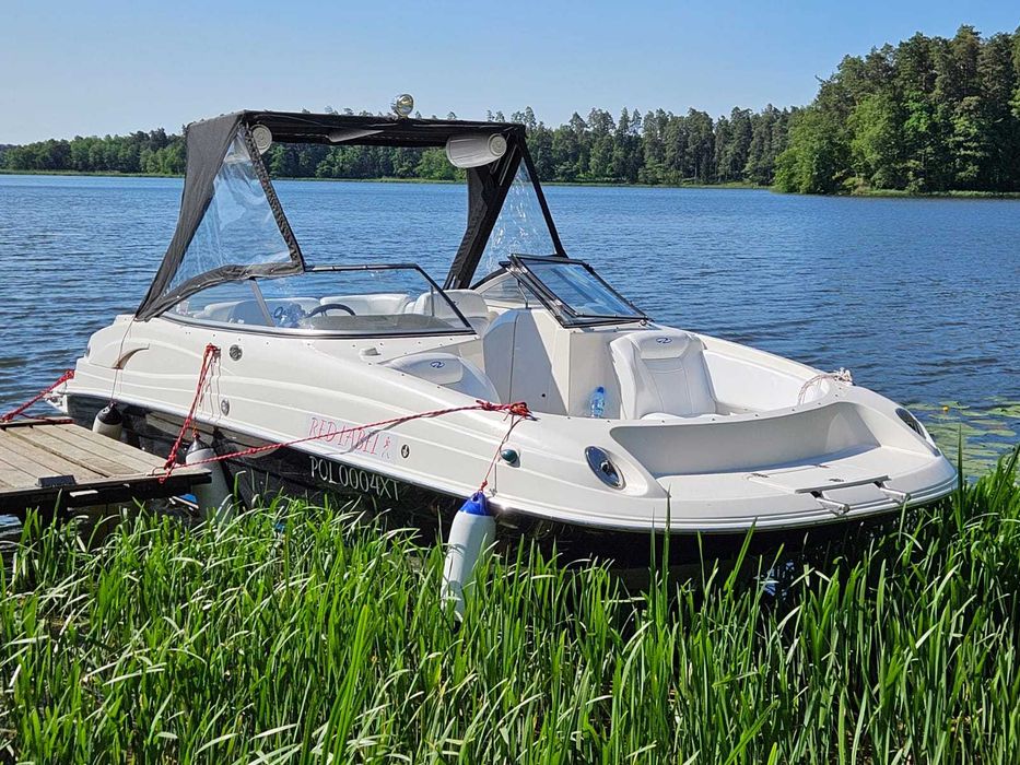 Łódź motorowa REGAL 2000 z przyczepą