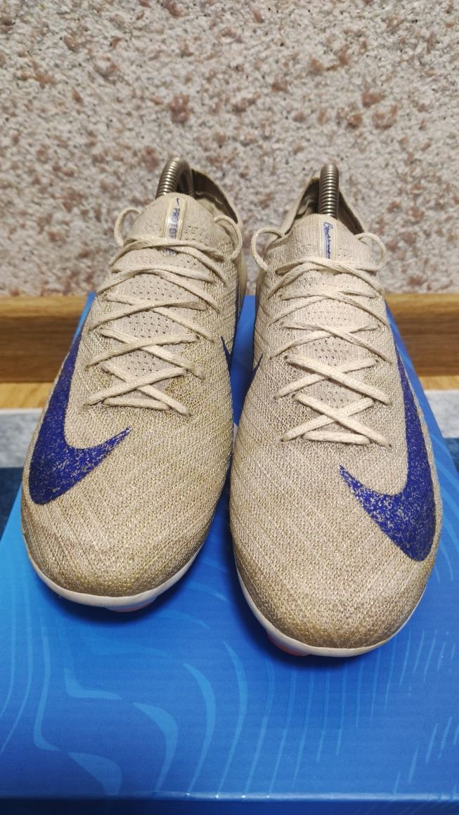 Копочки (бутси) професіональні  Nike Air Zoom Mercurial Vapor 16 Elite