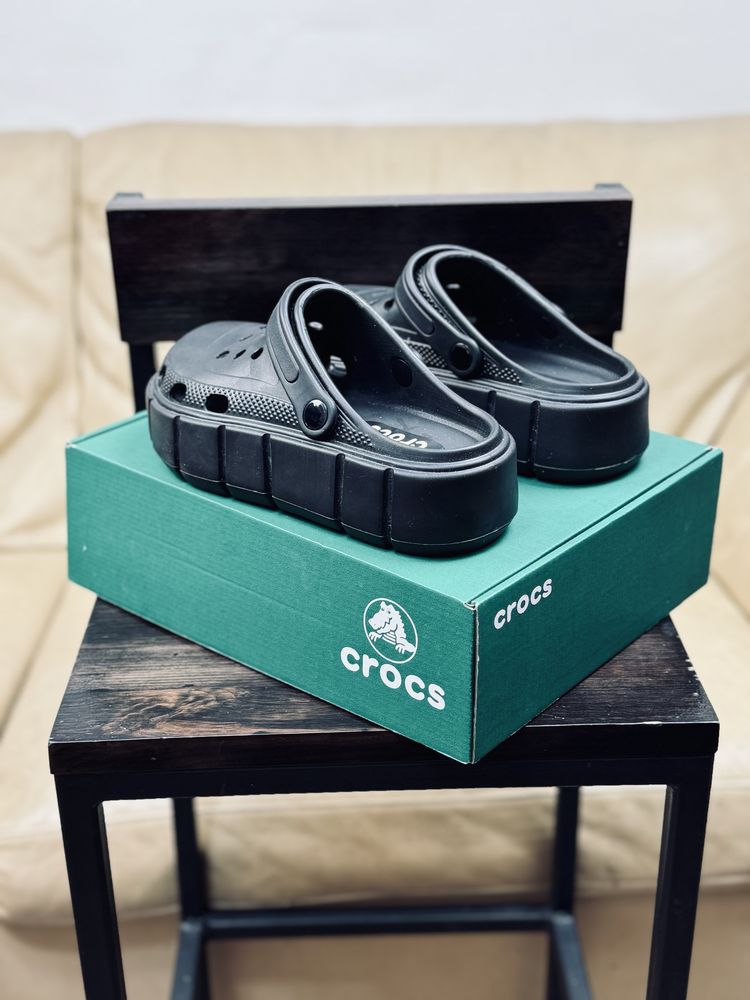 Кроксы крокси женские черные на высокой подошве Crocs Mega платфарма