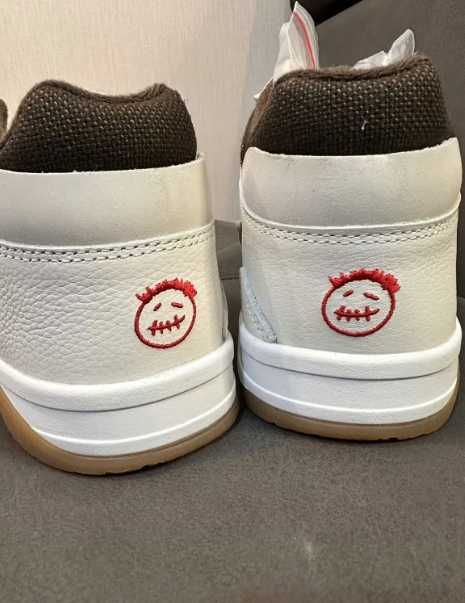 Jordan Jumpman Jack TRTravis Scott Sail R.44