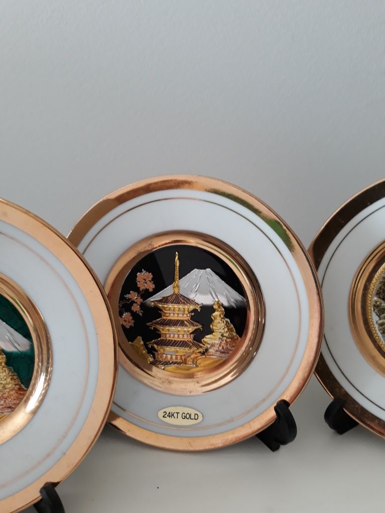 4 pratos porcelana Chokin Japonesa pintada à mão e ouro 24k
