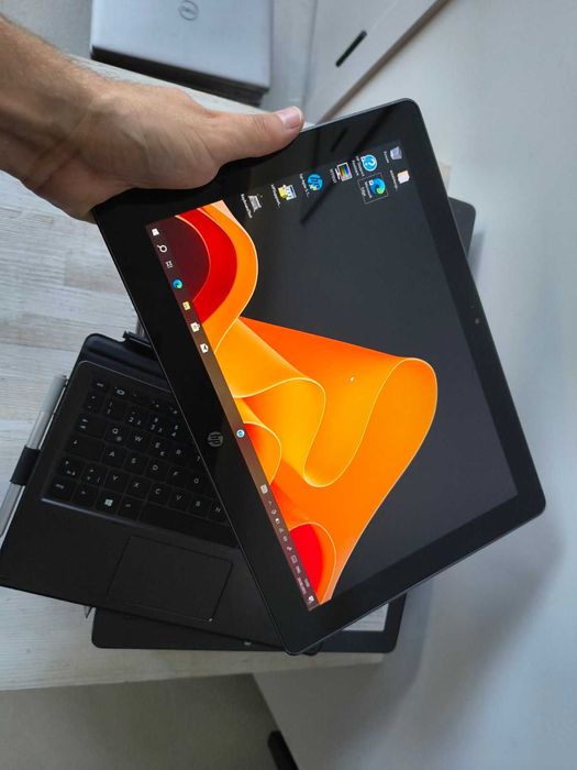 Ноутбук-планшет HP Pro x2 612 G2 /8Gb-DDR3-256Gb-SSD-W12-IPS-FHD-Touch