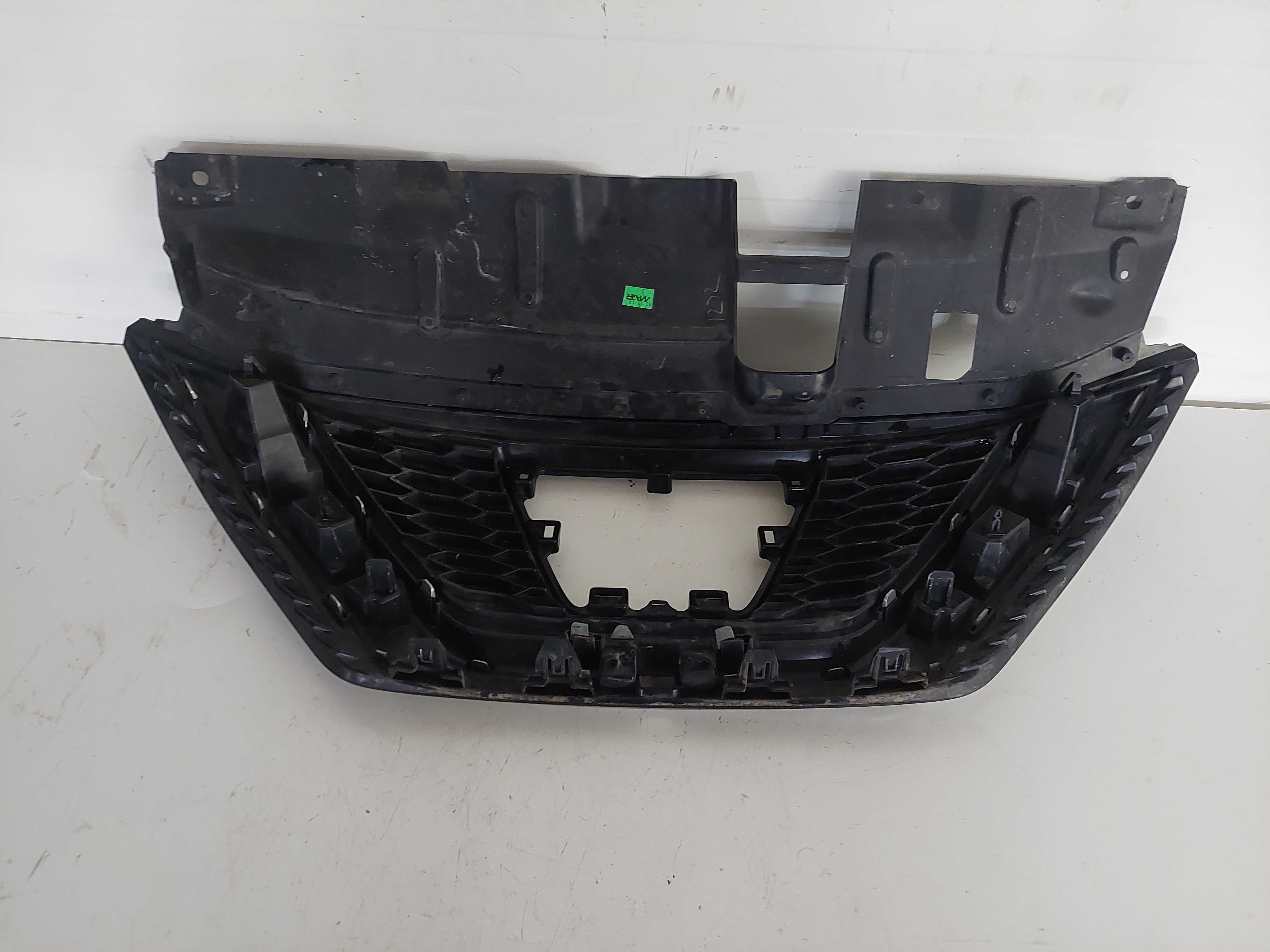 Atrapa grill nissan Qashqai