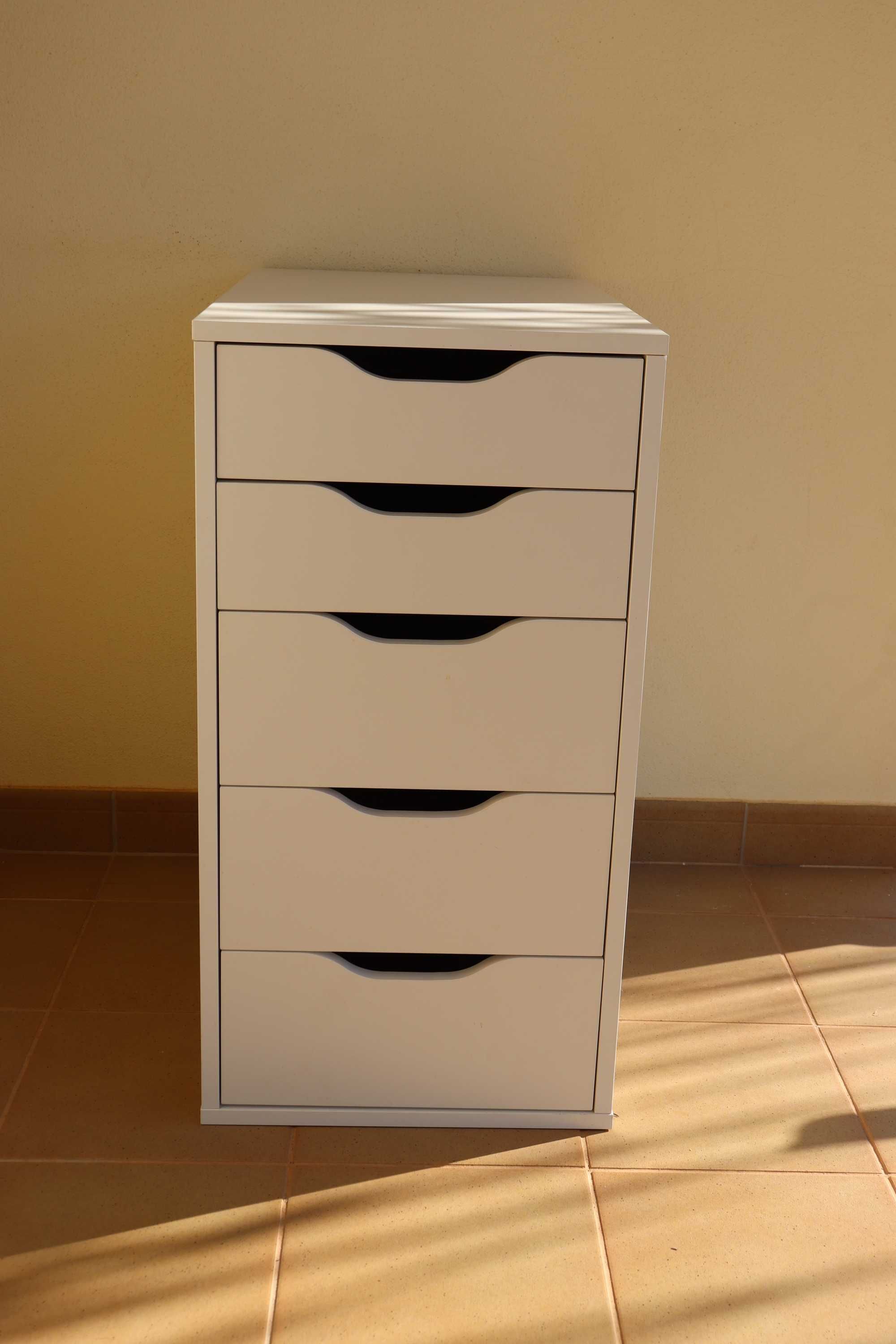 Cómoda IKEA - Modelo Alex 36x69x58