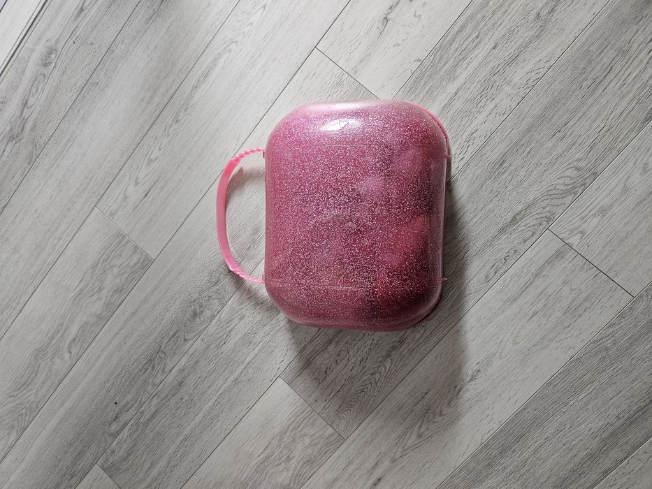 Pojemnik na LOL polecam