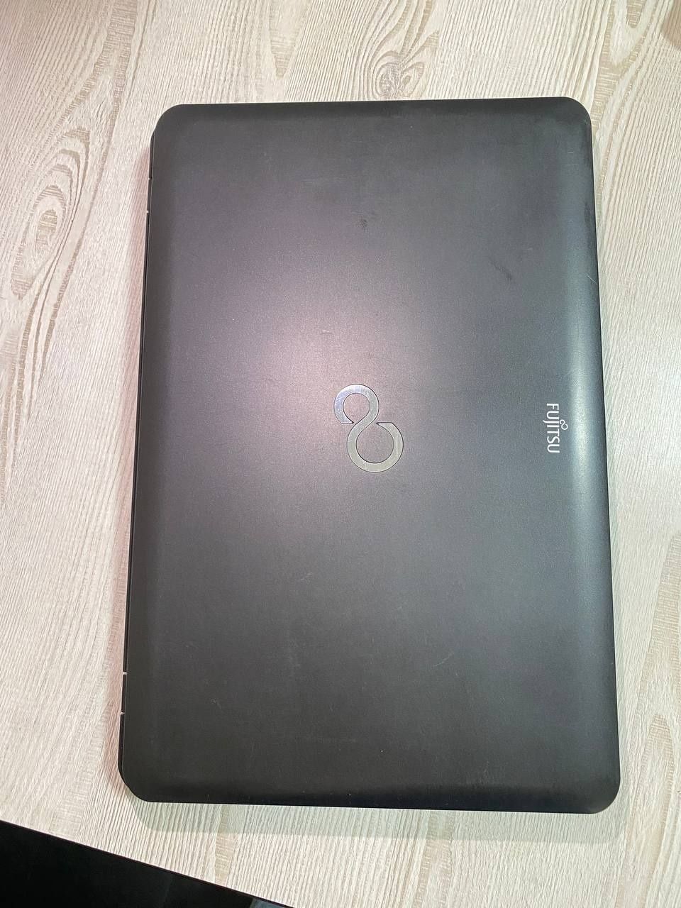 Fujitsu Lifebook A512